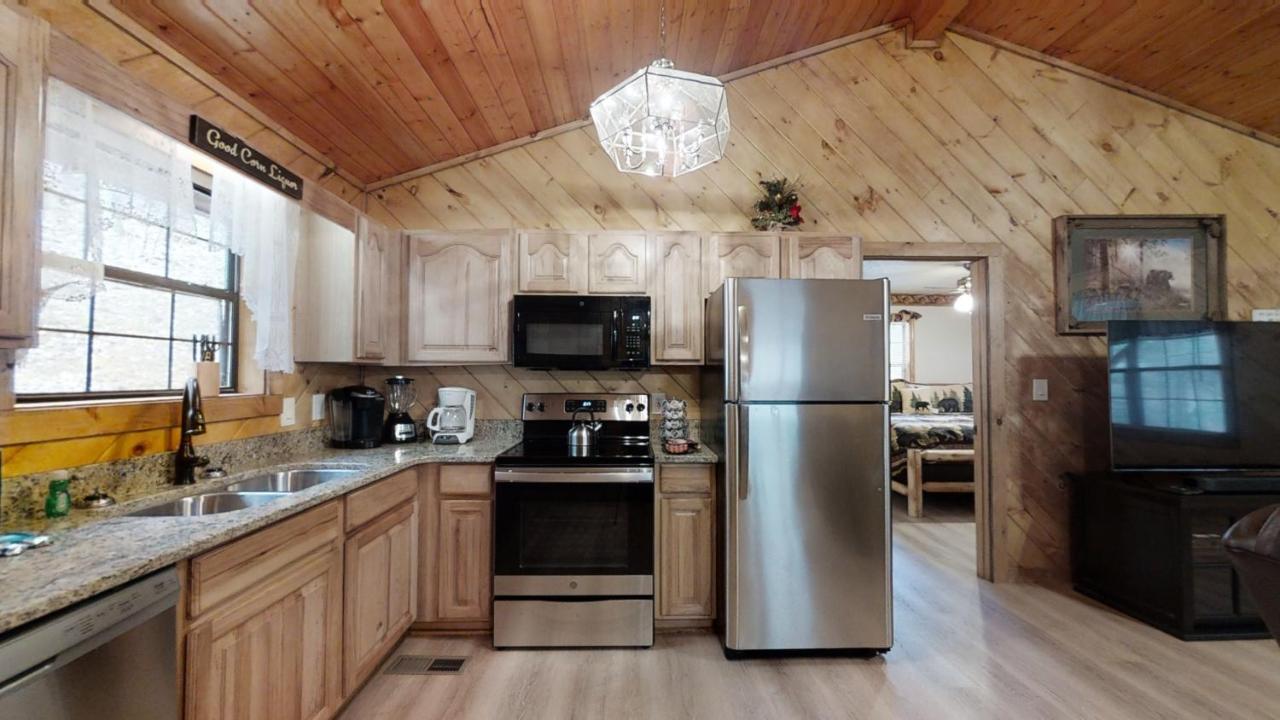 Little Mountain Hideaway Cabin Пиджен Фордж Екстериор снимка