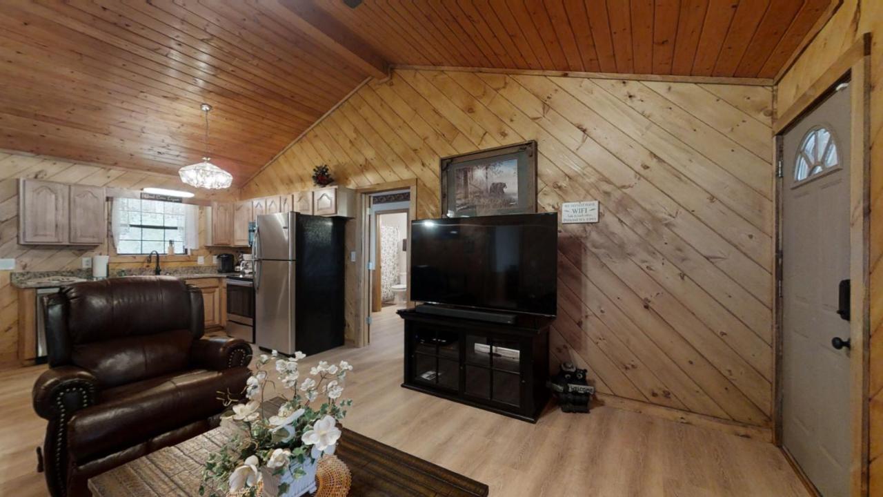 Little Mountain Hideaway Cabin Пиджен Фордж Екстериор снимка